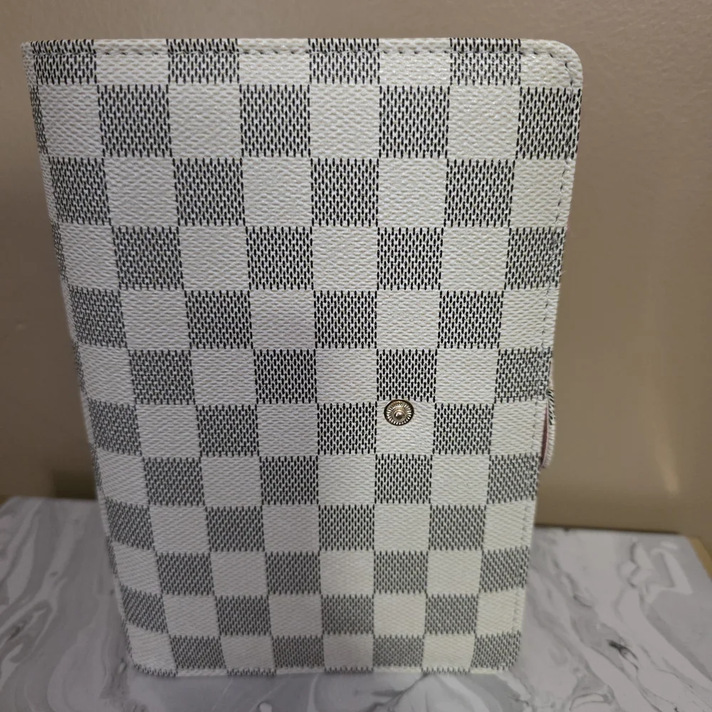 Checkered Wallet Planner with Button Closure